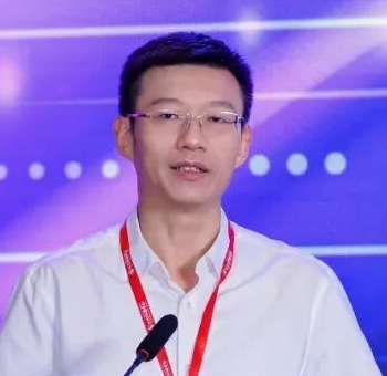 龚成林