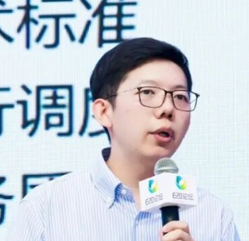 杨一烽